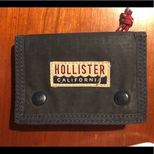 Hollister Trifold Wallet with Zip Pocket
